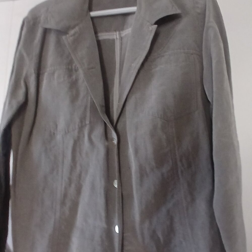Chico's Design Silk Blend Gray Unlined Jacket, Long Sleeved Size 2